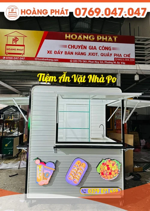 Kiot bán đồ ăn vặt dễ thương 1m8 x 1m2 x 2m XBH629
