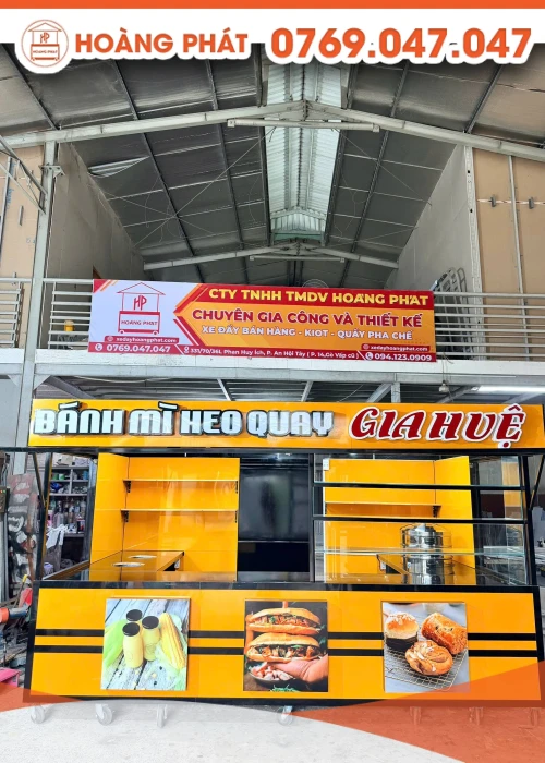 Kiot bán hàng bánh mì heo quay 4m x 2m3 x 2m XBH1349