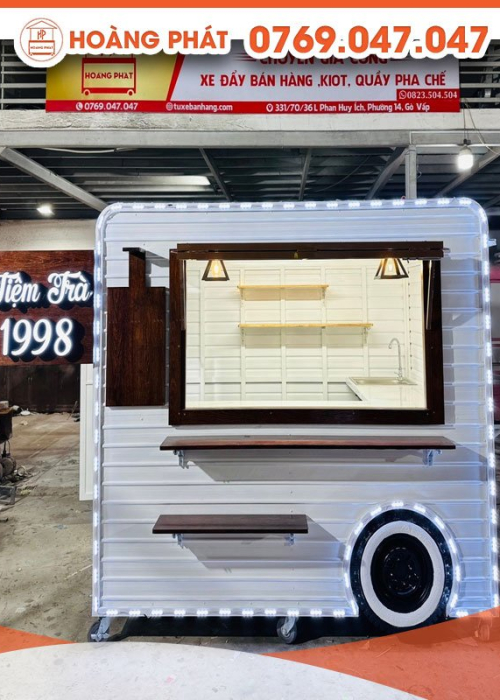 KOIT tiệm trà thiết kế hình chiếc xe màu trắng - gỗ 2m3 x 1m7 x 2m K540