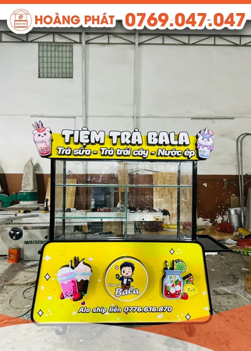 Xe đẩy bán trà sữa màu vàng mẫu mới 1m2 x 60 x 2m XBH441